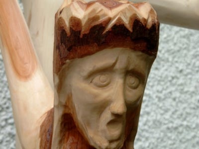 Kruzifix Schnitzerei geschnitzt Handarbeit Holz Bildhauerei